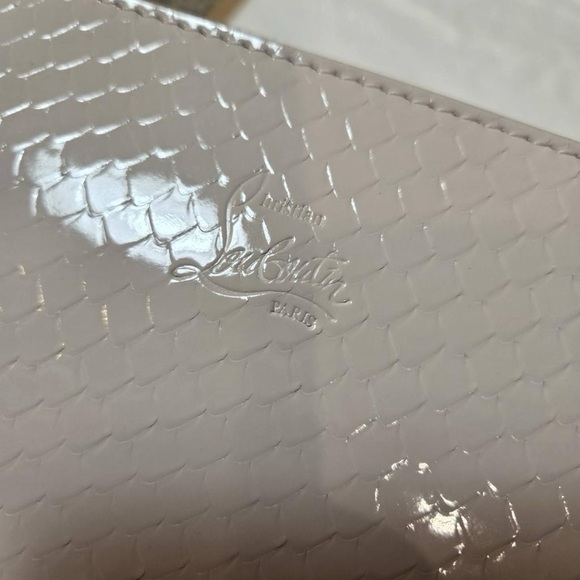 NEW Christian Louboutin Snakeskin Embossed Leather Bag in Leche Color - Picture 2 of 9